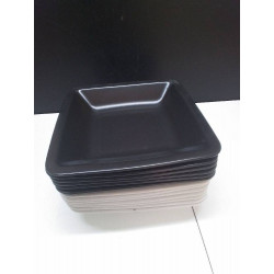 LOT D\'ASSIETTES MODERNE 