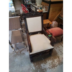 FAUTEUIL BOIS SCULPTÉ STYLE...