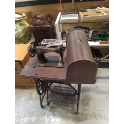 MACHINE A COUDRE SINGER 