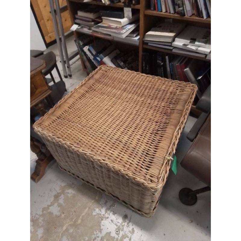 TABLE BASSE ROTIN 