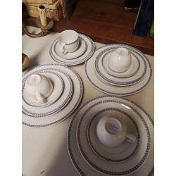 LOT VAISSELLE ATHENA 