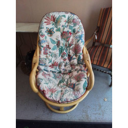 FAUTEUIL TOURNANT EN BAMBOU