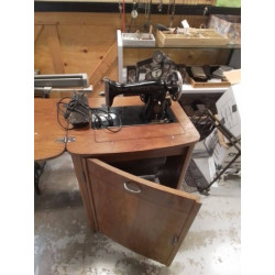MACHINE A COUDRE SINGER 
