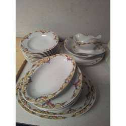LOT VAISSELLE PORCELAINE...