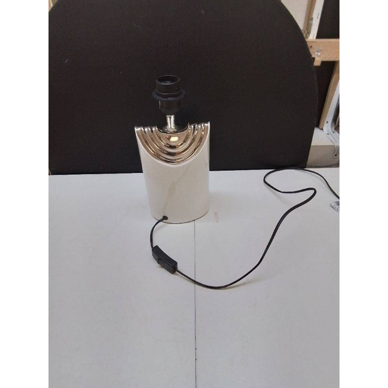 LAMPE A POSER MODERNE