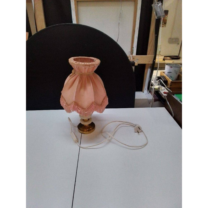 LAMPE SUR PIED