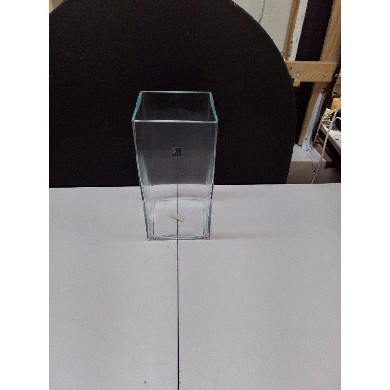 VASE CARRE MM
