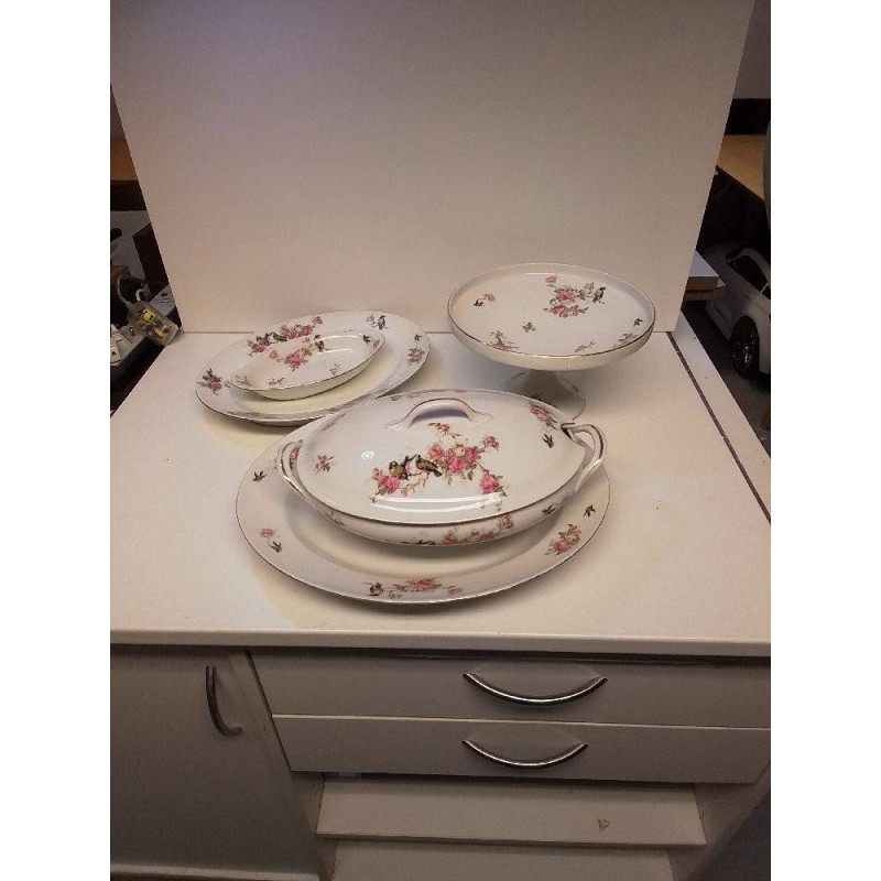 LOT VAISSELLE LIMOGES FLEUR ET OISEAUX