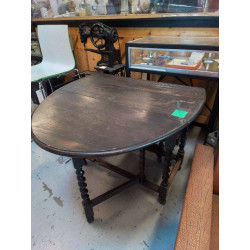 TABLE A VOLETS STYLE LOUIS...