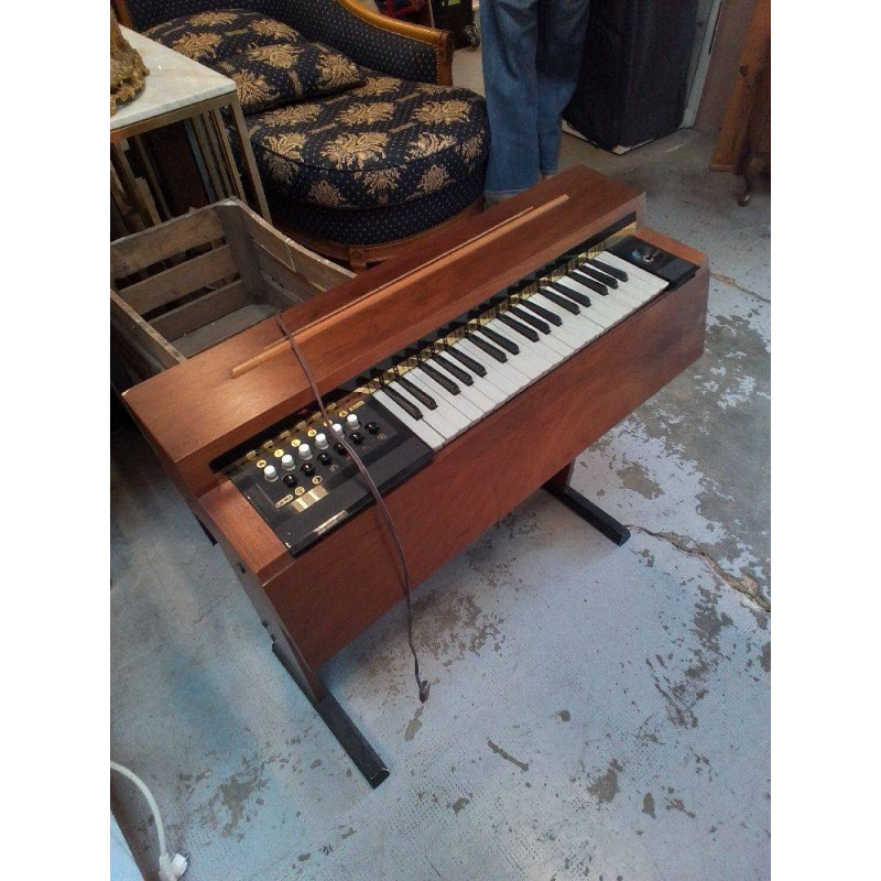ORGUE ÉLECTRIQUE 