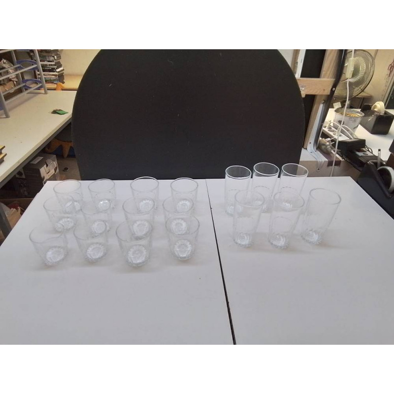 LOT DE VERRES 