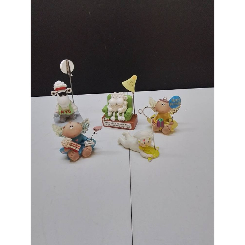 LOT STATUETTE DIVERS