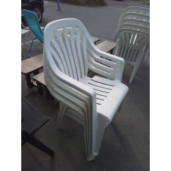 LOT CHAISES PVC 
