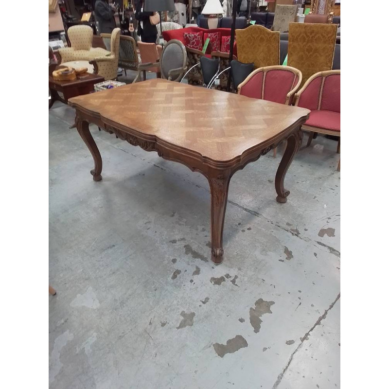 TABLE STYLE LOUIS XV