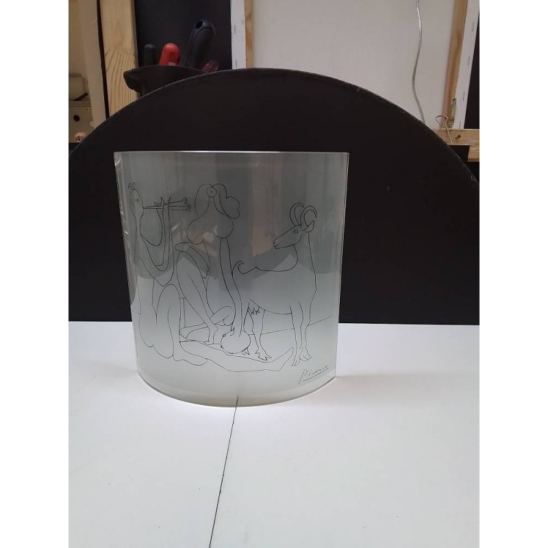 DÉCORATION EN VERRE INCURVÉ PICASSO