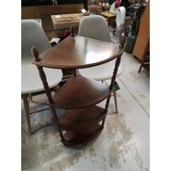 ETAGERE D’ANGLE 